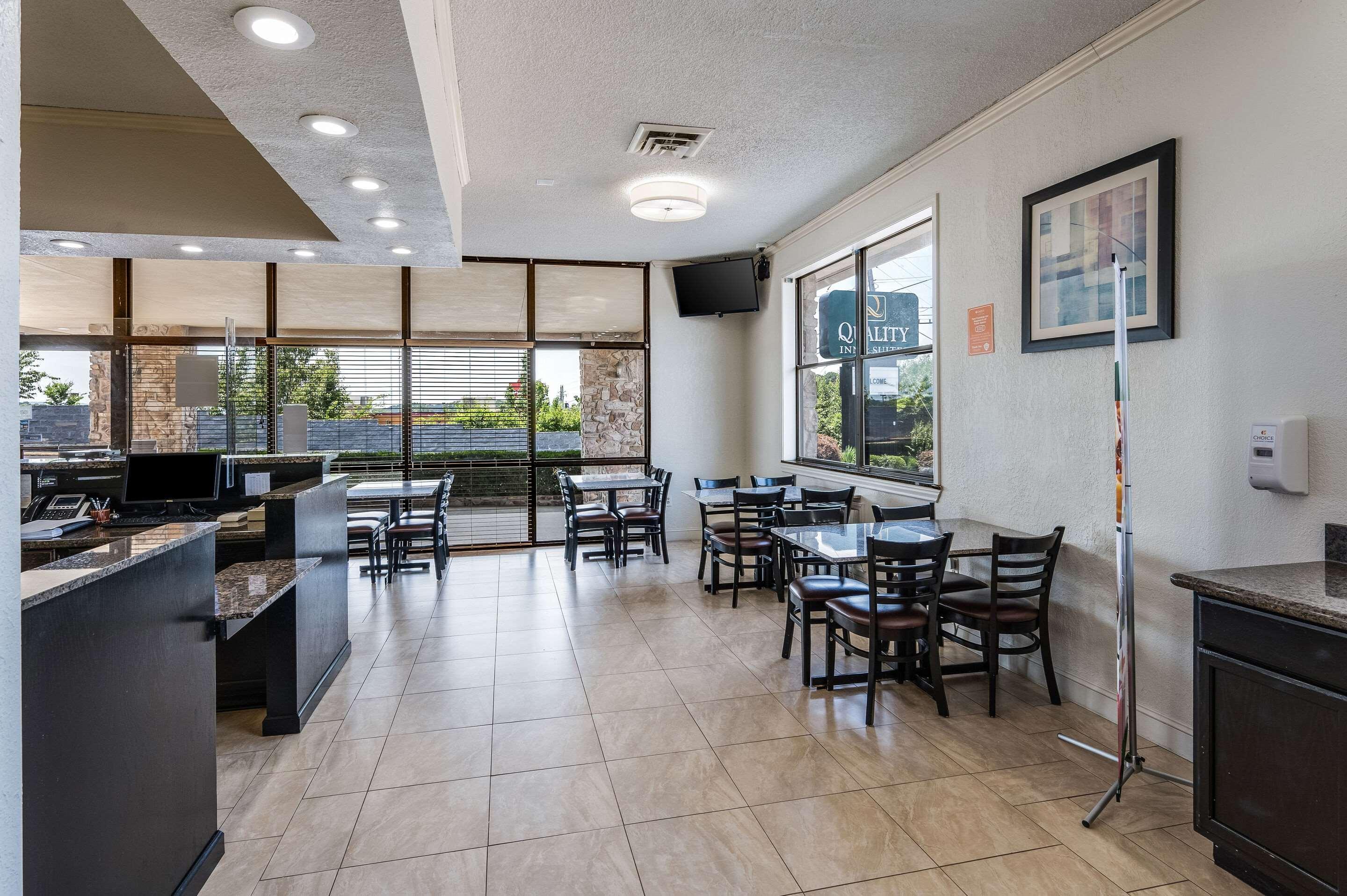Quality Inn & Suites Hot Springs-Lake Hamilton Екстериор снимка