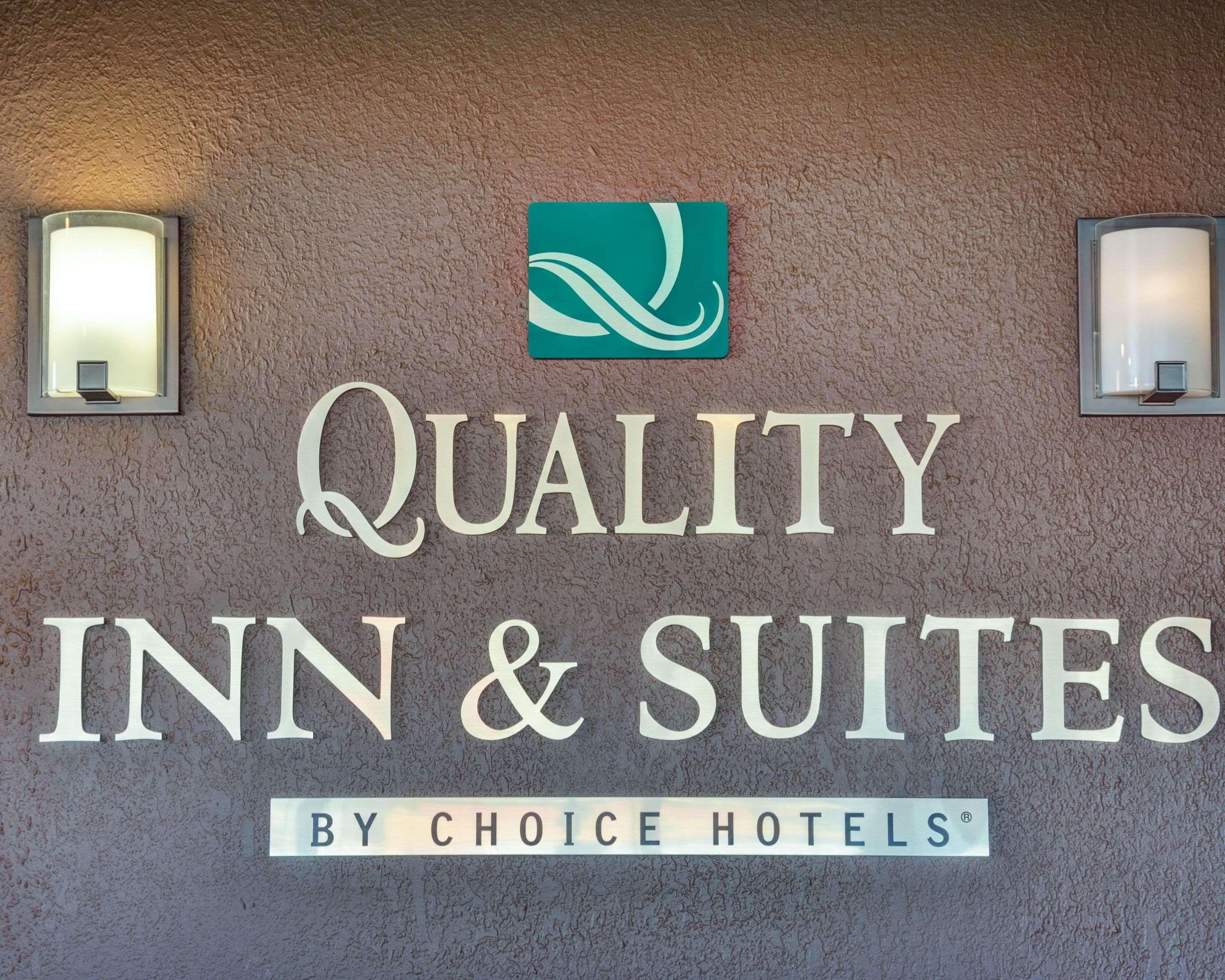 Quality Inn & Suites Hot Springs-Lake Hamilton Екстериор снимка